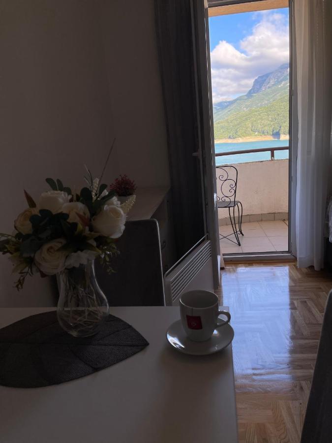 Zora Apartment بلوزين المظهر الخارجي الصورة