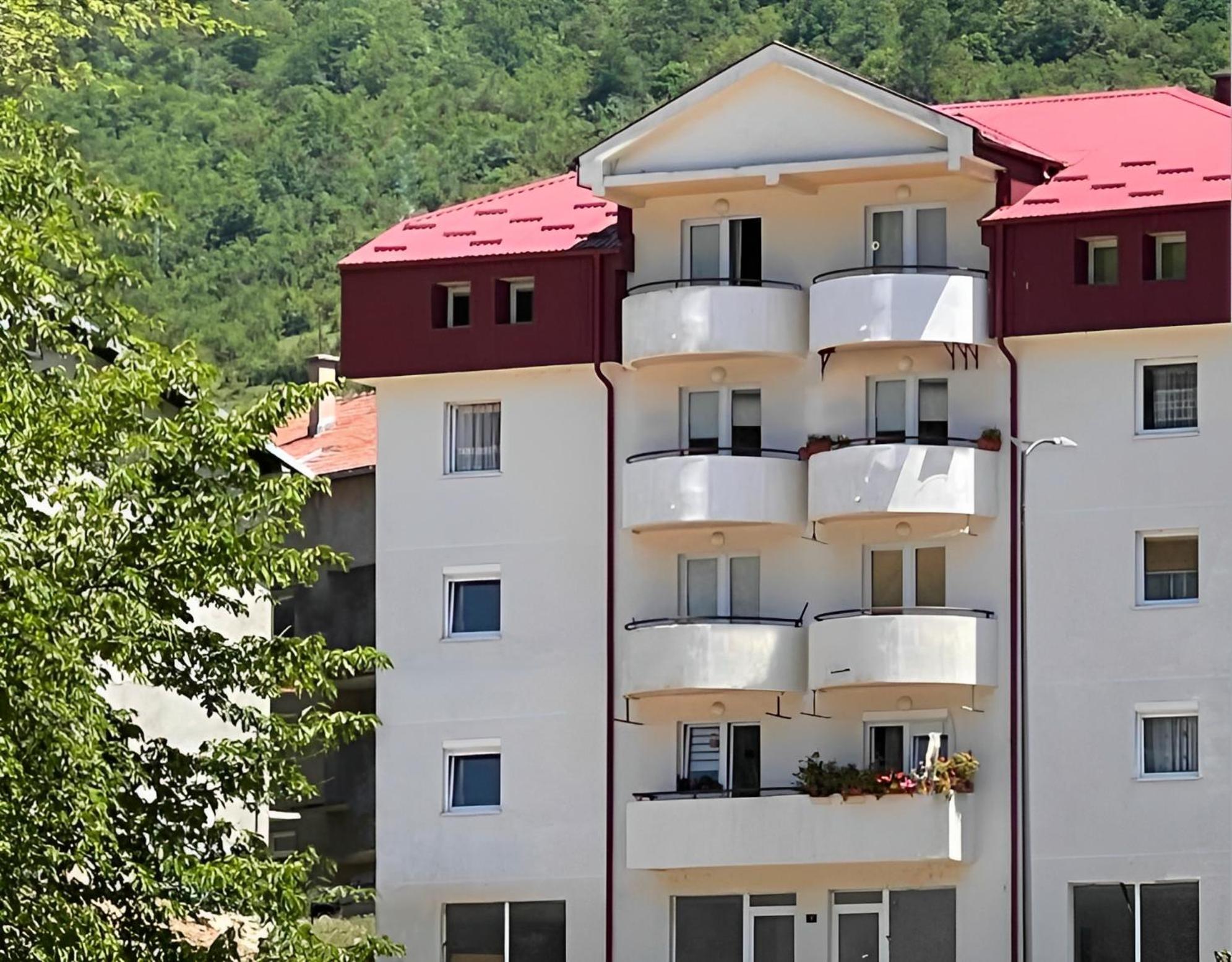 Zora Apartment بلوزين المظهر الخارجي الصورة
