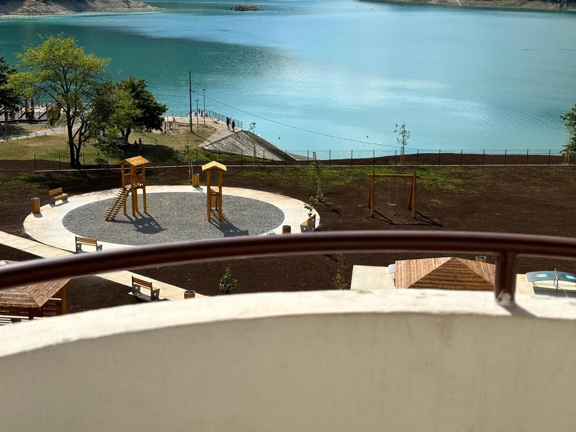 Zora Apartment بلوزين المظهر الخارجي الصورة