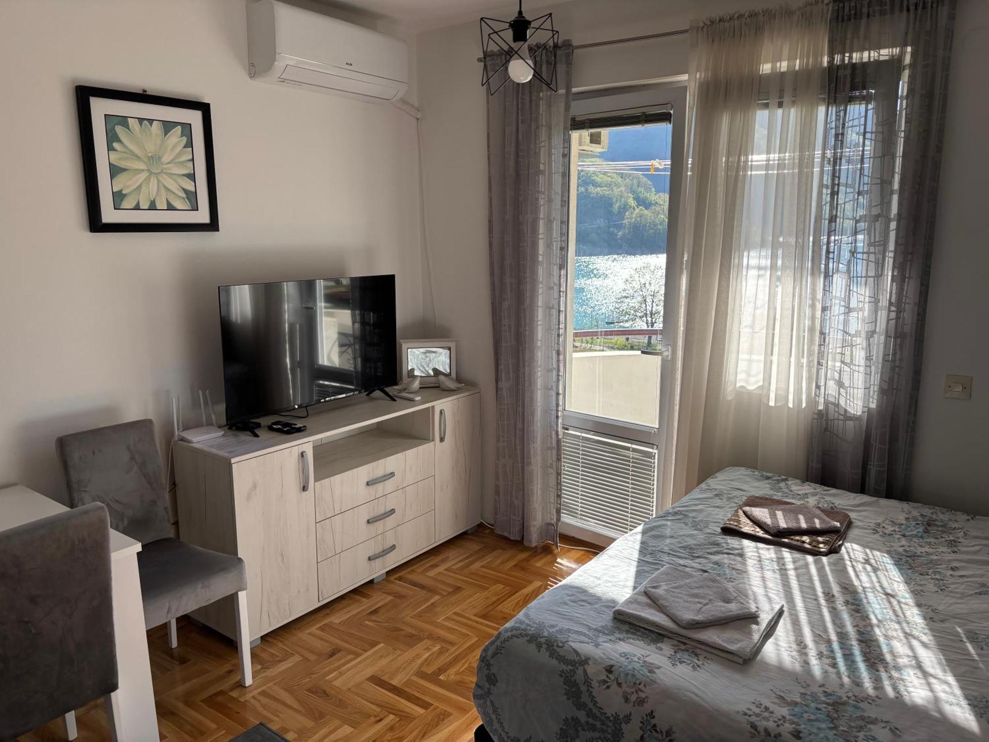 Zora Apartment بلوزين المظهر الخارجي الصورة